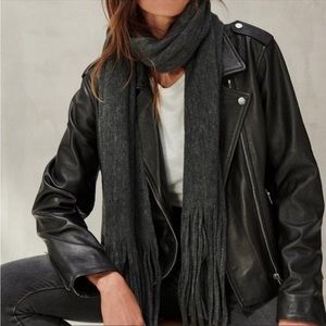 NWT Lucky Brand Brushed Knit Fringe Scarf Gray